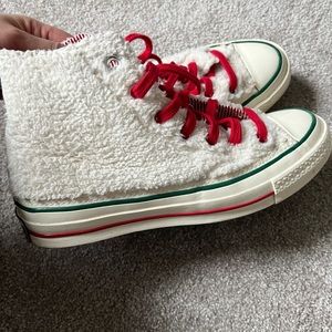 Fluffy holiday Converse chuck 70 size 7.5